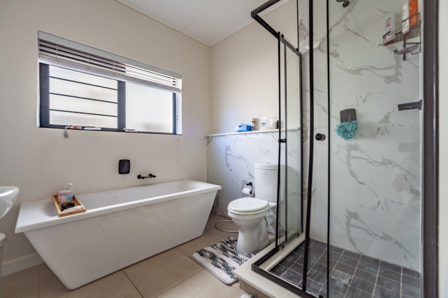 3 Bedroom Property for Sale in Atlantic Hills Western Cape